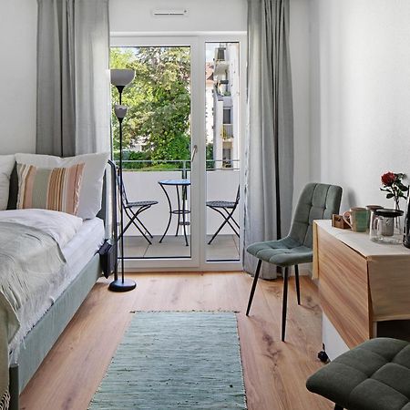 Ferienwohnung Baechle, Sehr Zentral Freiburg Bagian luar foto