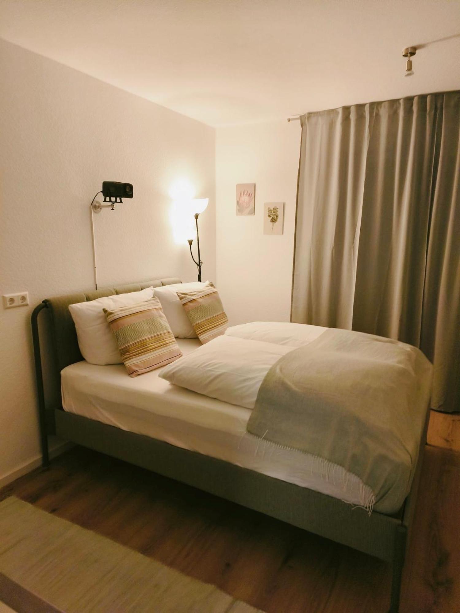 Ferienwohnung Baechle, Sehr Zentral Freiburg Bagian luar foto
